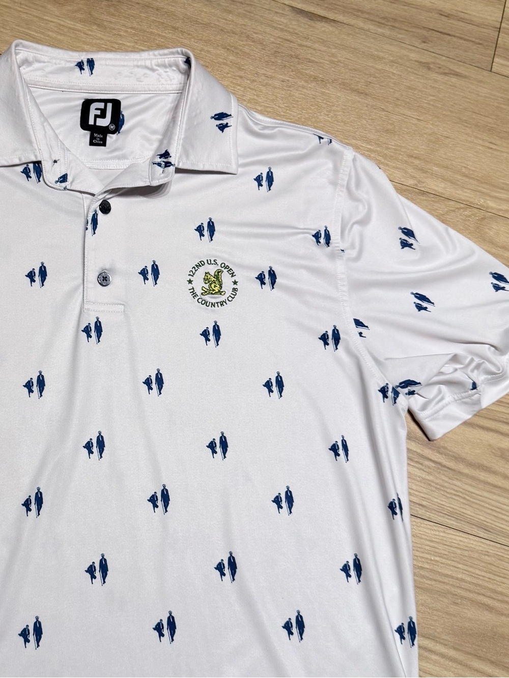 FootJoy US Open PGA White Short Sleeve Polo with Navy Golfer Print medium